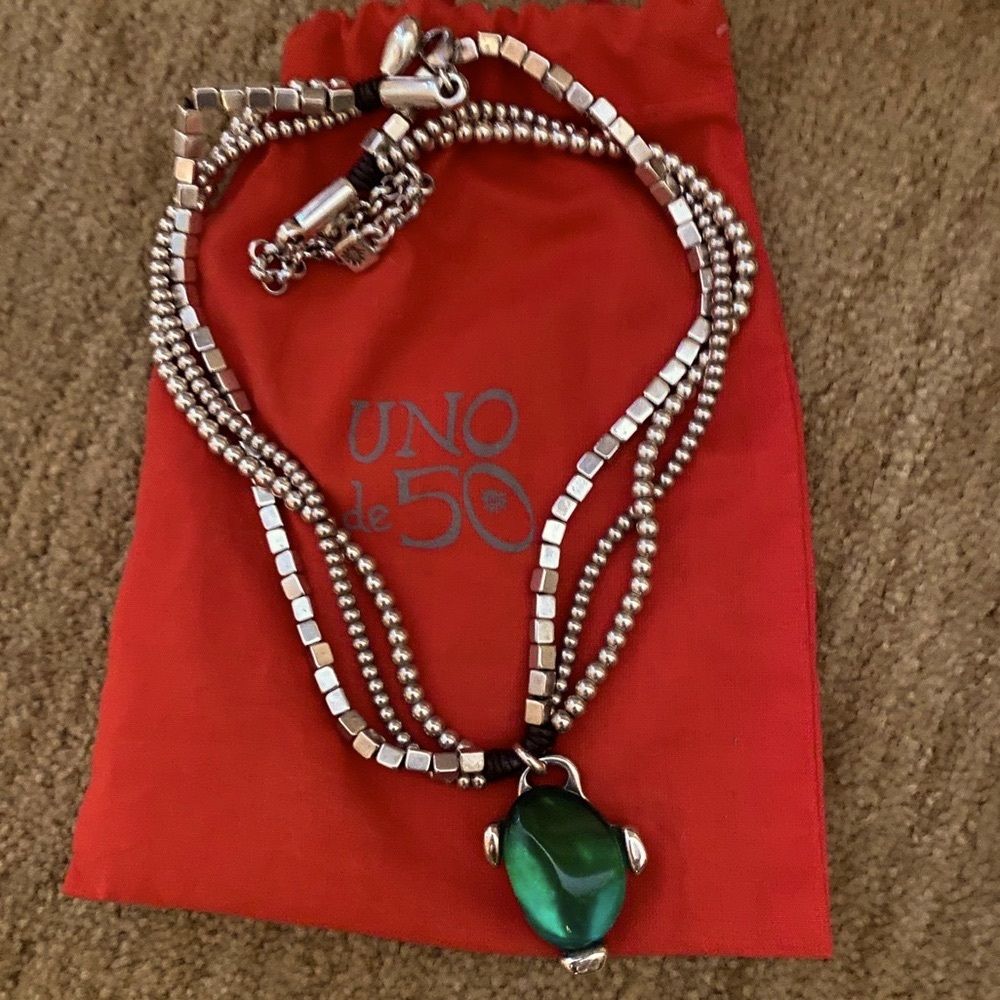Uno de 50 statement necklace